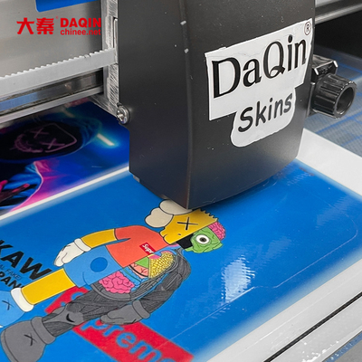 Coupeur mobile 3M Skin Cutter de peau personnalisé par fabricant découpé avec des matrices par autocollants de film d'écran d'autocollant de Daqin