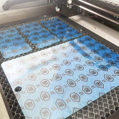 Machine de découpe laser à écran de verre trempé mobile Daqin pour les affaires d'accessoires de téléphone