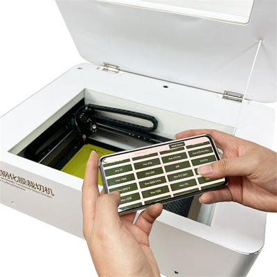Fabrication de films autocollants Coupeuse de films d'écran Coupeuse d'écran de téléphone Protecteur d'écran USB Bluetooth Universal Laser Cutter Machine