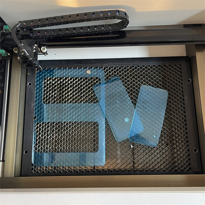 Machine de découpe laser à écran de verre trempé 3D pour téléphone mobile Daqin avec mises à jour constantes