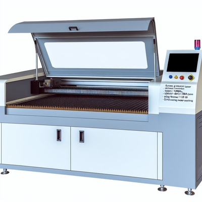 Machine de découpe laser de protecteur d'écran d'une épaisseur inférieure à 0,5 mm avec refroidissement par eau en circulation, modèle 1000*800*800mm