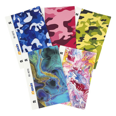 Protecteur d'écran 3D PVC personnalisé de haute qualité pour téléphone portable, autocollant de protection arrière imperméable avec matériaux en papier TPU brut