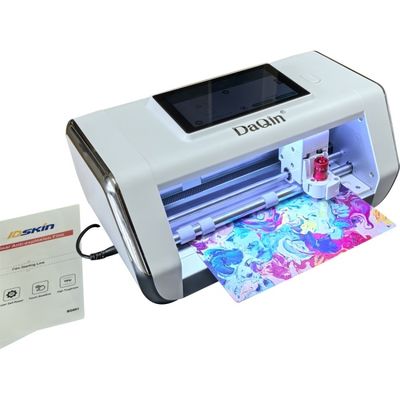 Coupe-film protecteur d'écran prenant en charge plusieurs types de films et une base de données d'appareils mise à jour en temps réel pour la production de protections personnalisées