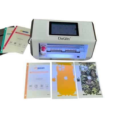 Équipement de découpe de film téléphonique avec mises à jour de modèle en temps réel