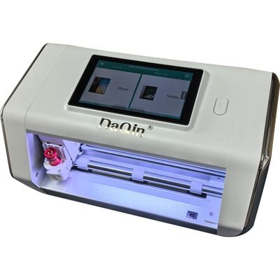 Équipement de découpe de films de précision pour la protection des appareils mobiles